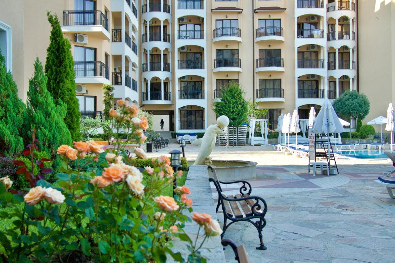 Апартамент Unilux Golden Sands Luaran gambar