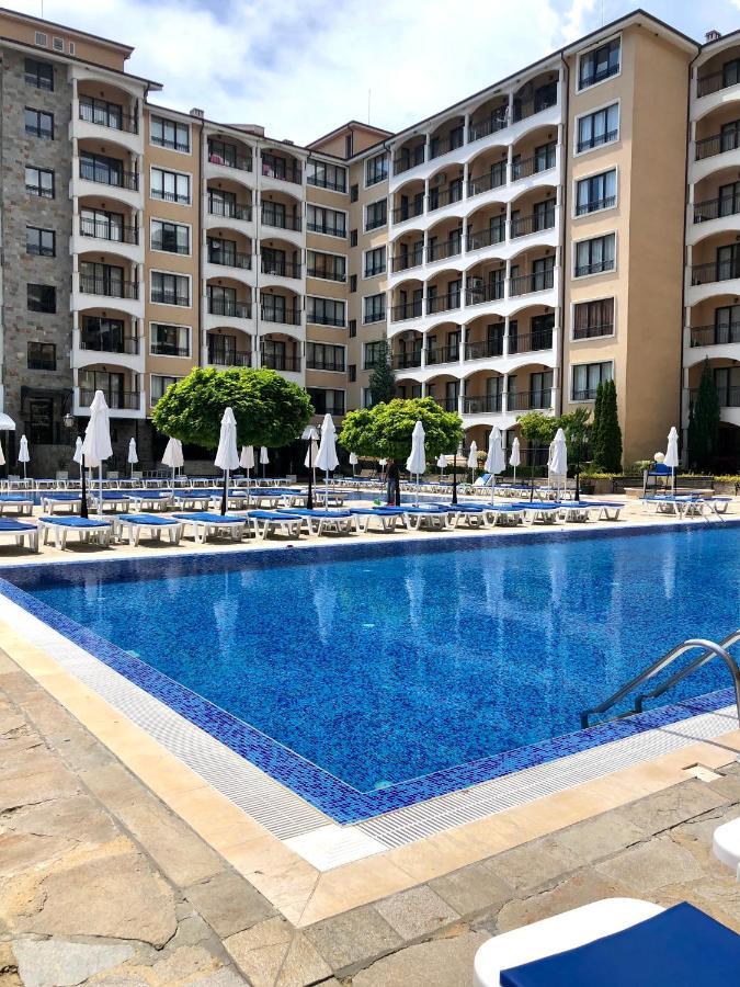 Апартамент Unilux Golden Sands Luaran gambar