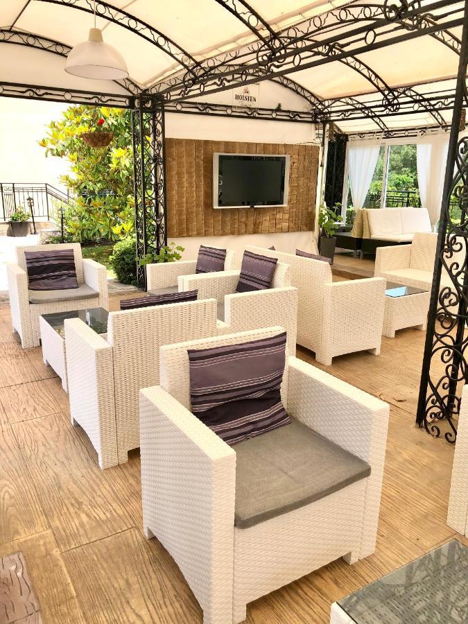 Апартамент Unilux Golden Sands Luaran gambar