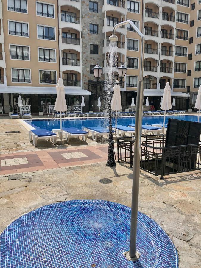 Апартамент Unilux Golden Sands Luaran gambar