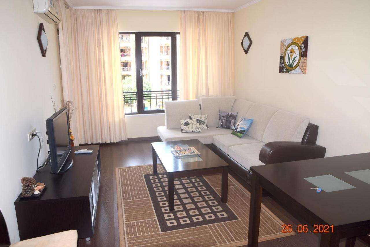 Апартамент Unilux Golden Sands Luaran gambar